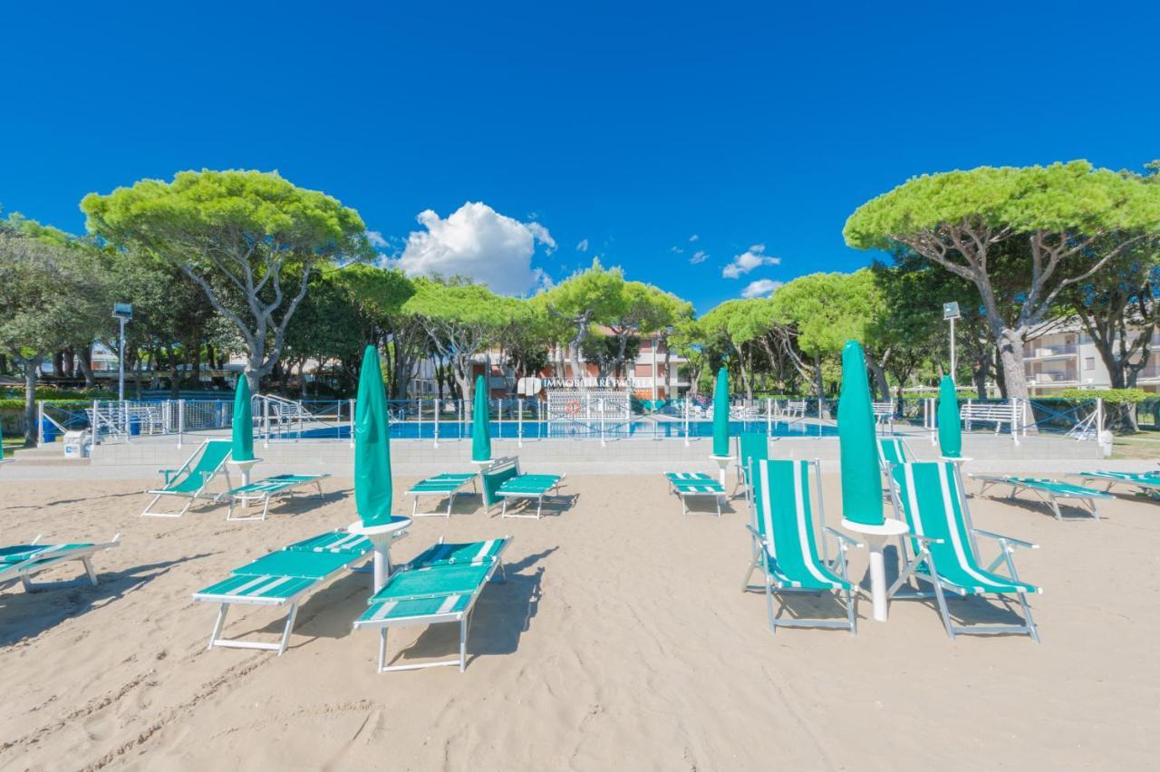 Park Residence Immobiliare Pacella Лідо-ді-Єзоло Екстер'єр фото