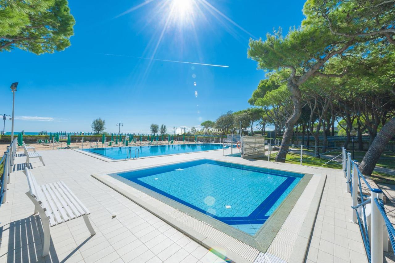 Park Residence Immobiliare Pacella Лідо-ді-Єзоло Екстер'єр фото